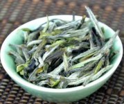 白茶一畝地能產(chǎn)多少斤？